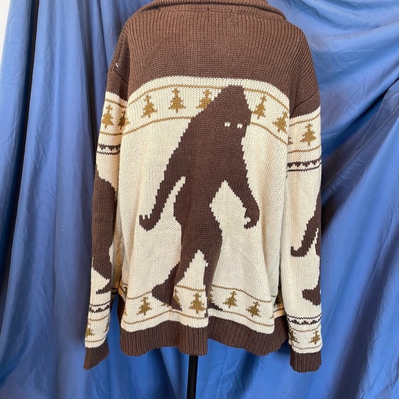 Middle Of Beyond Big Foot Cardigan 